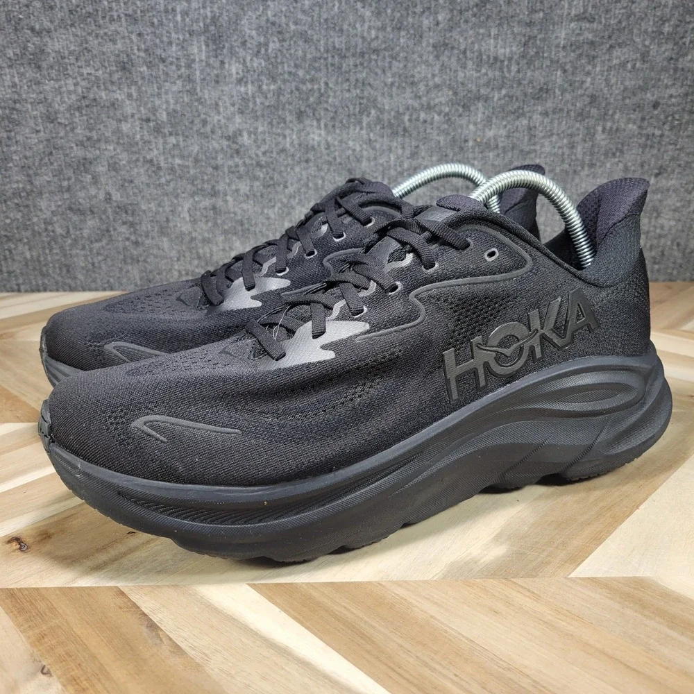 Hoka One One HOKA Clifton 10 Triple Black Size 13 D Sneakers Comfort Cushioned